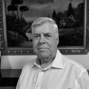 Prof. Zeev Shoham, MD